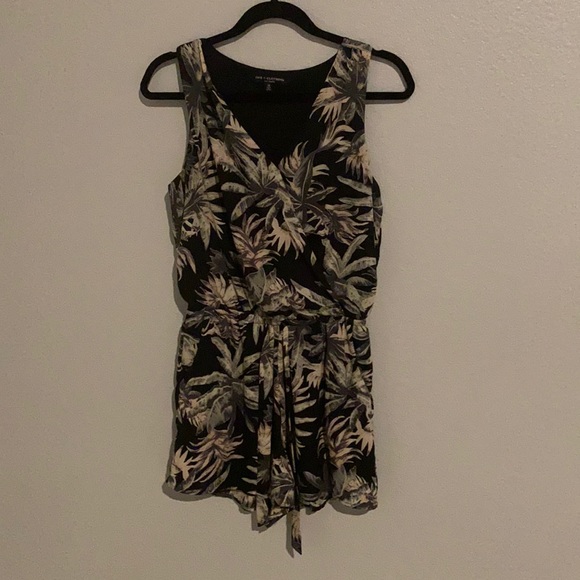 Tropical print romper - Picture 1 of 3